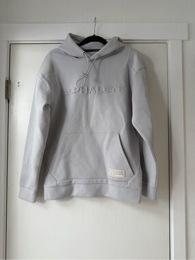 Alphalete Men's Embossed Logo Hoodie - Pale Gray New without tag